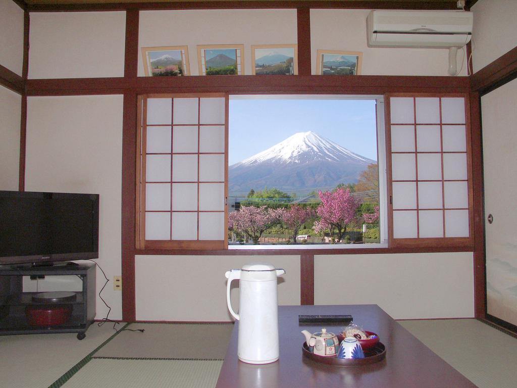 Maruyaso Hotel Fujikawaguchiko Buitenkant foto