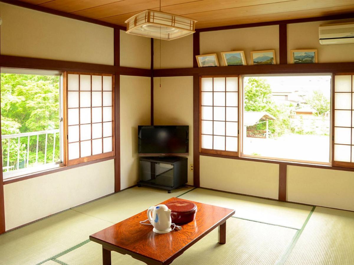 Maruyaso Hotel Fujikawaguchiko Buitenkant foto